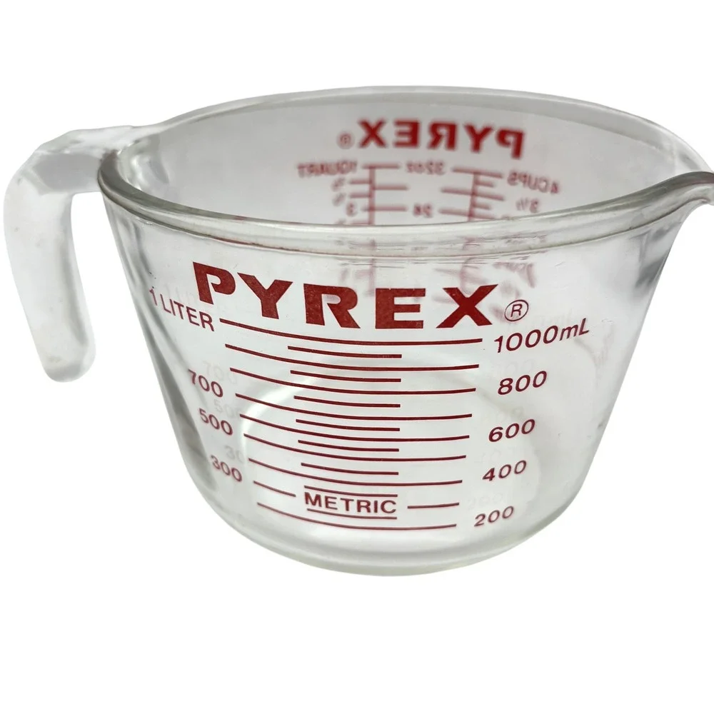 Vintage Pyrex 532 1 Quart 4 Cup Glass Measuring Cup Red Lettering Corning USA